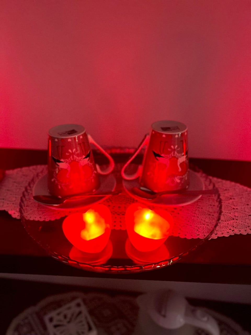 Romantic Room | Down comforters, memory foam beds, minibar, in-room safe