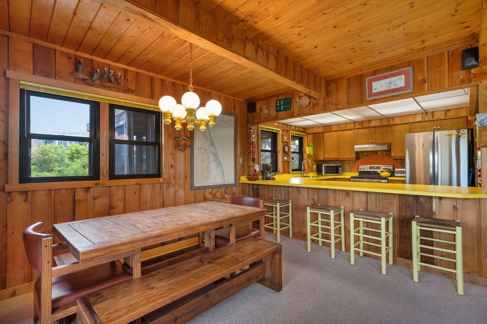 OSF24: Dunesbury | ML Dining & Kitchen Area