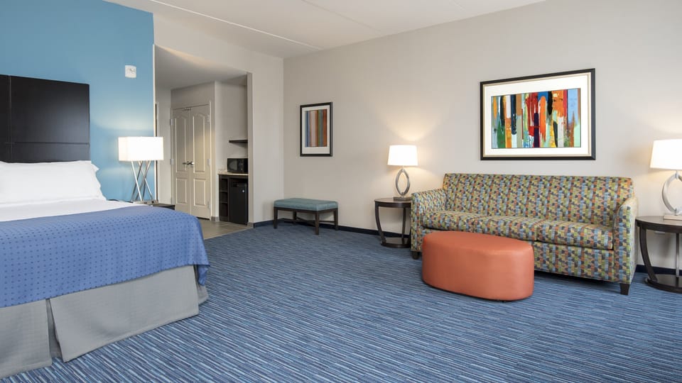 1 bedroom, in-room safe, desk, laptop workspace