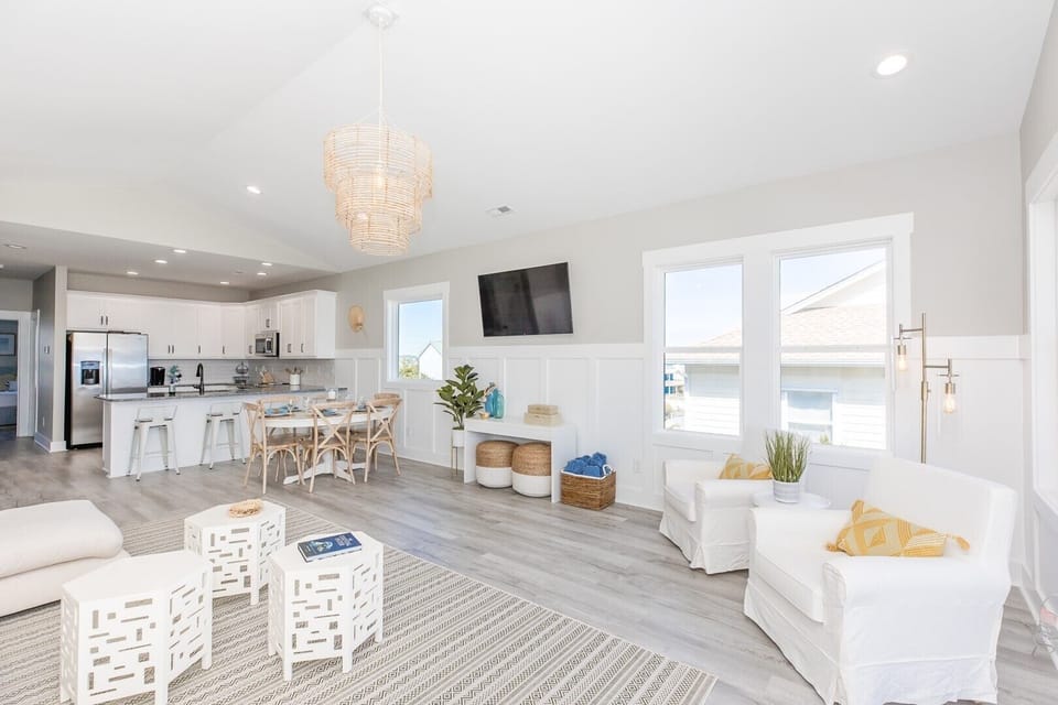 6         Living Area II