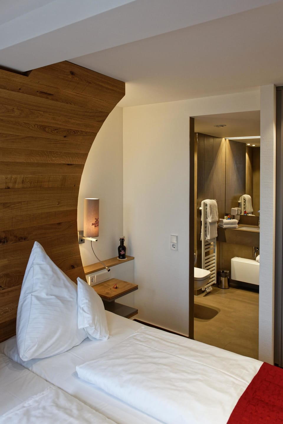 Room amenity