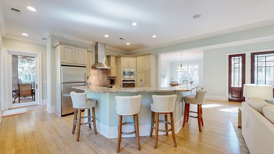 Kitchen with Countertop Seating