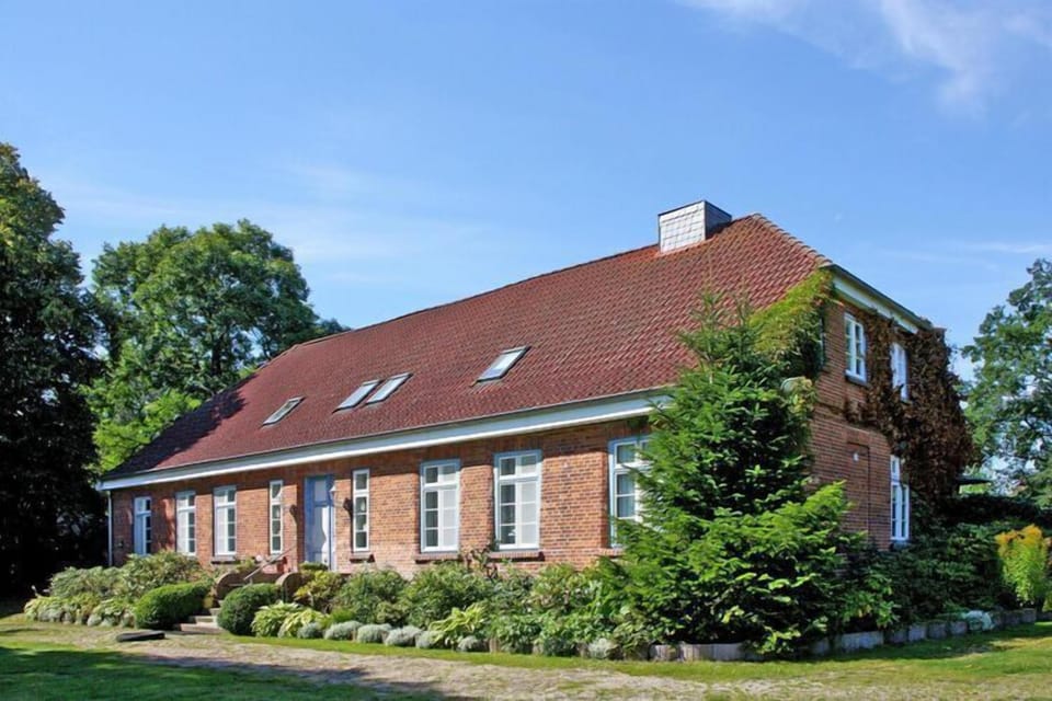Holiday Home Exterior [summer]