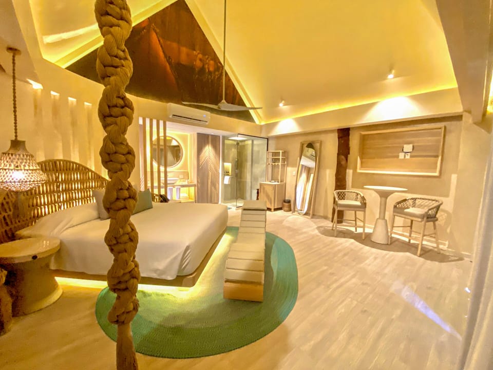1 bedroom, premium bedding, pillowtop beds, minibar