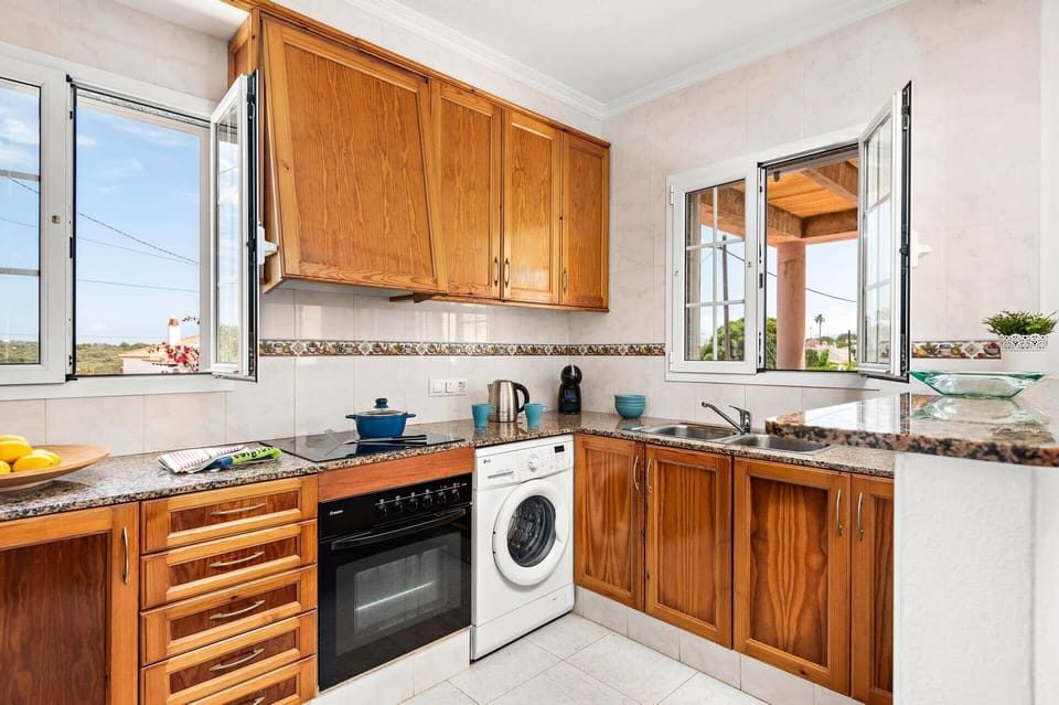 Villa Lantana image