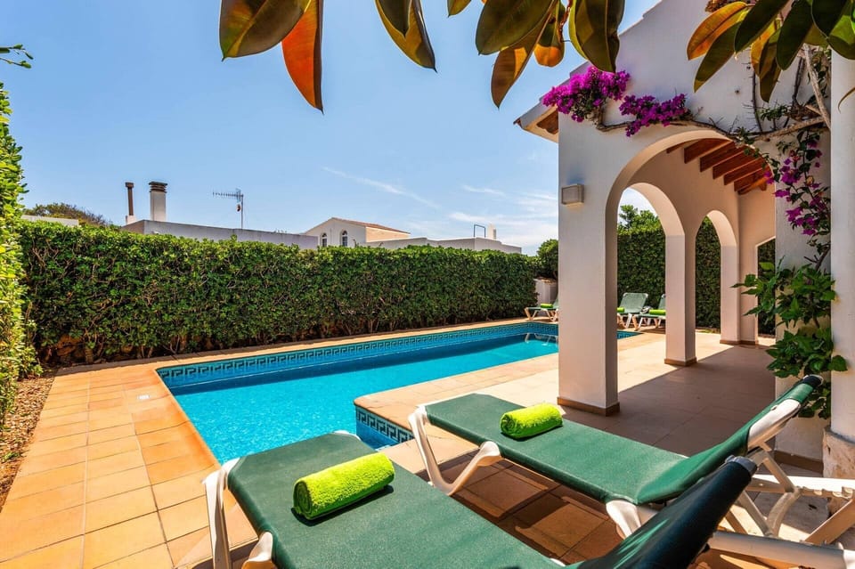 Villa Sunflower image