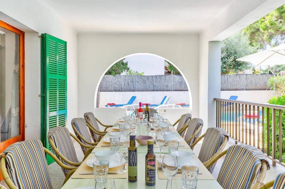 Villa Laila image