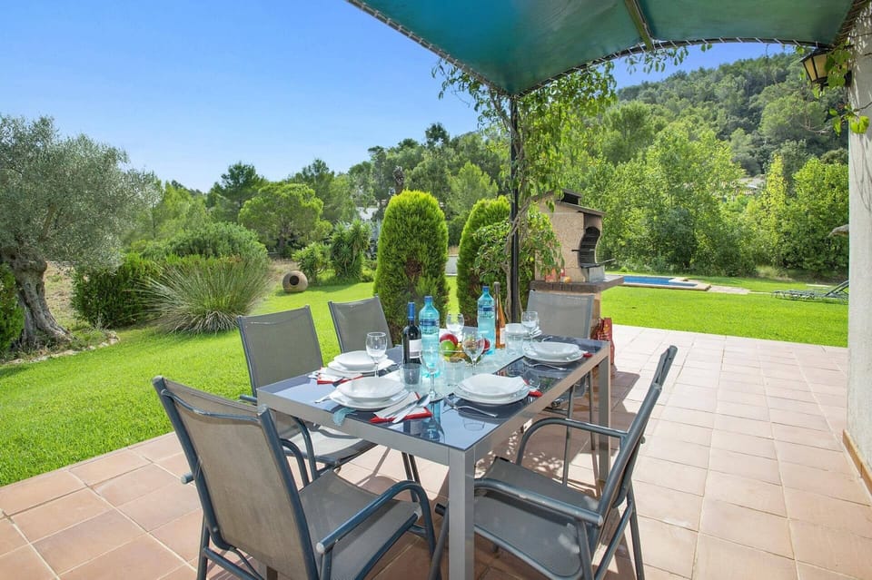 Villa Maina image