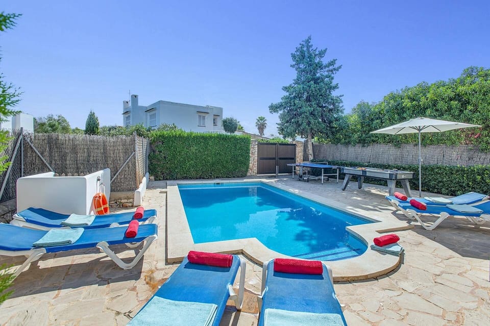 Villa Roig image