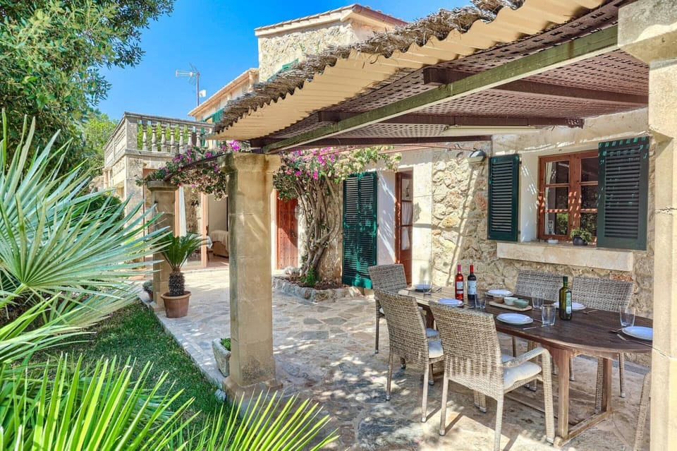 Villa Vidrier II image