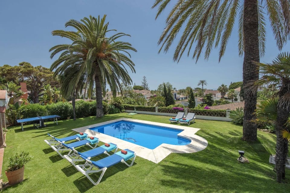 Villa Oasis Beach image