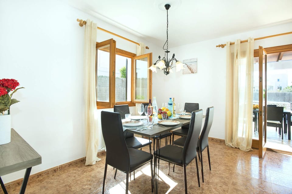Villa Maria Celia image