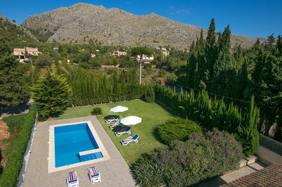 Villa Llobiner image