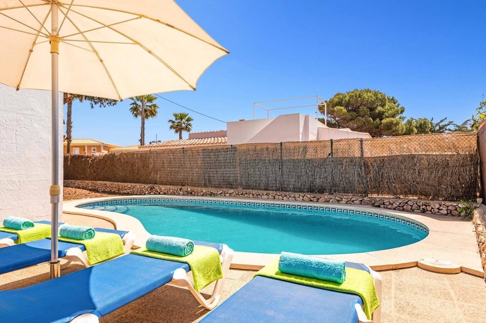 Villa Iris Prima image