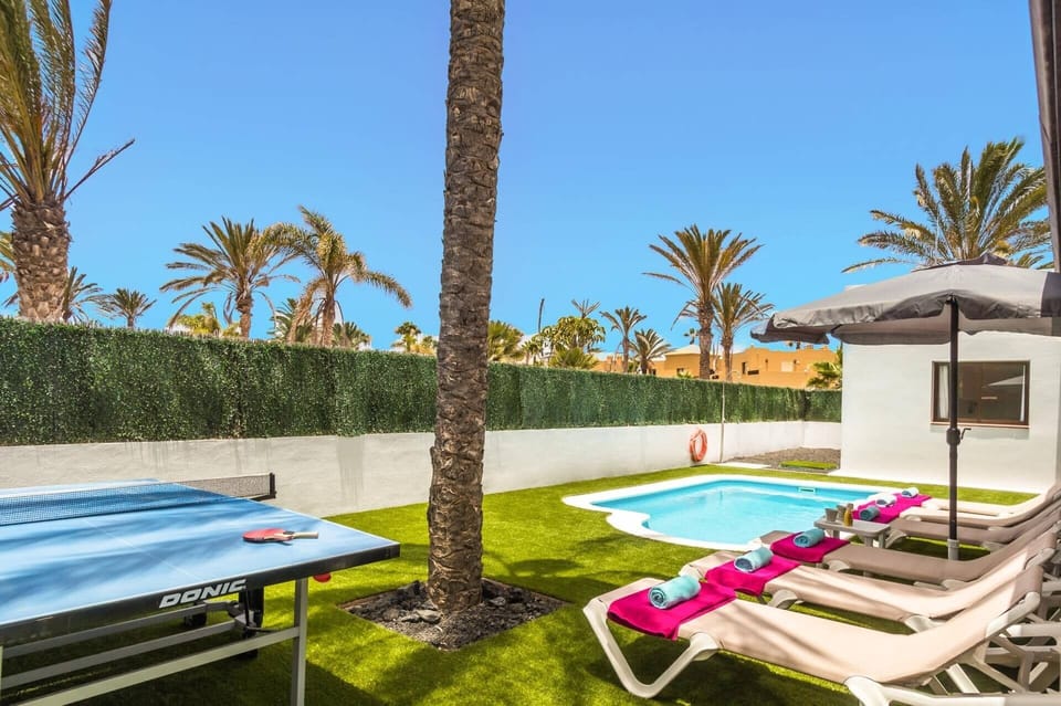 Villa Oasis image
