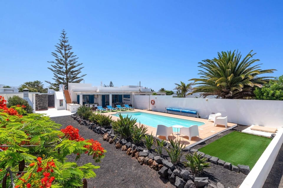 Villa Lomo Blanco image