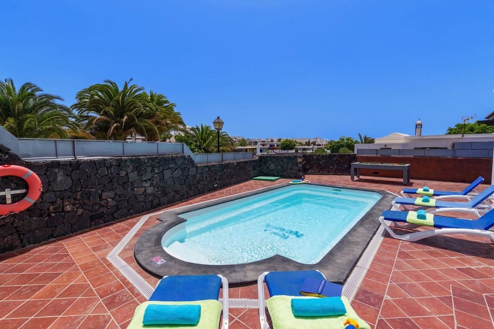 Villa Roca Negra image