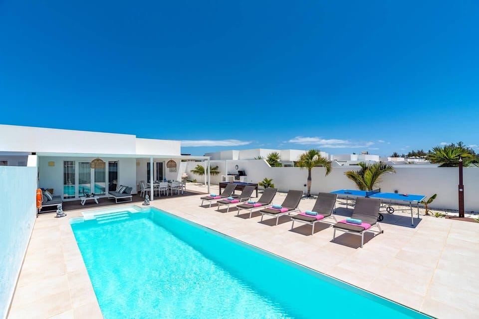 Villa Cala image