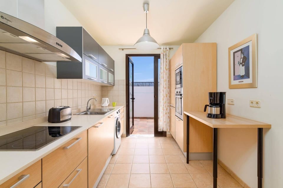 Villa Janubio image