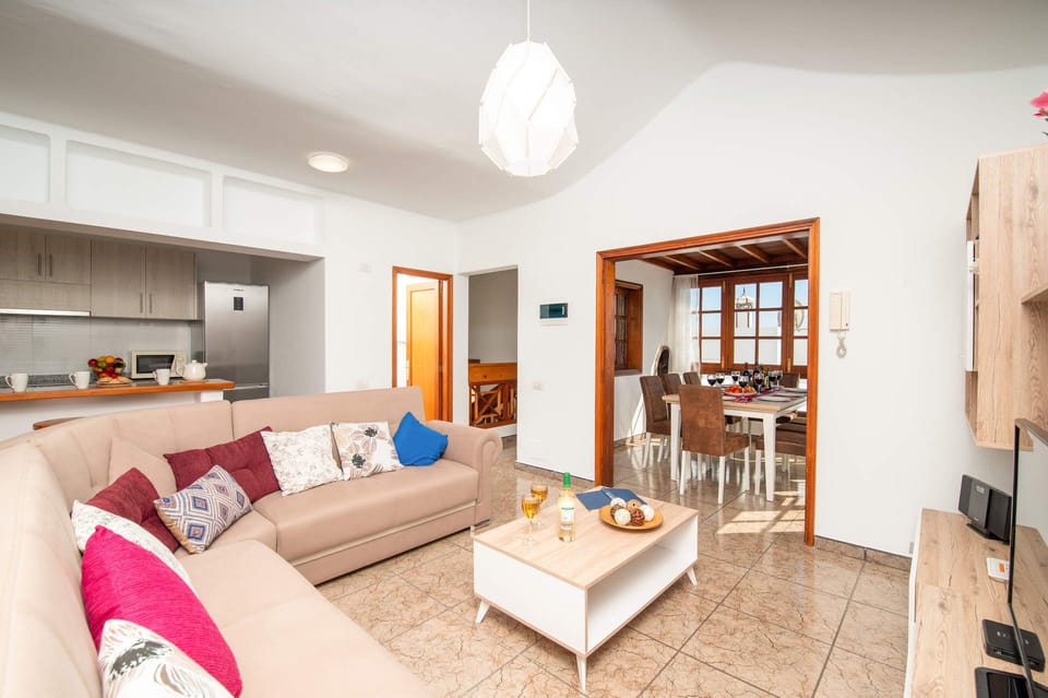 Villa Margarita image