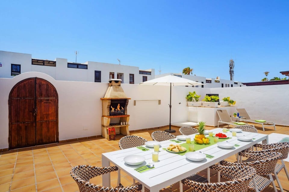 Villa Laurona image