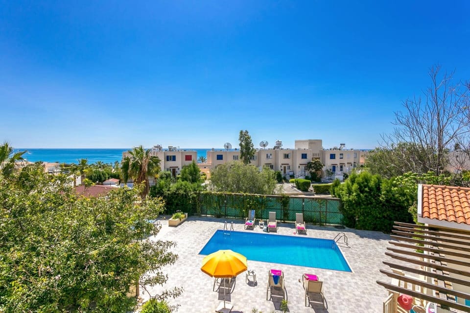 Villa Marios image