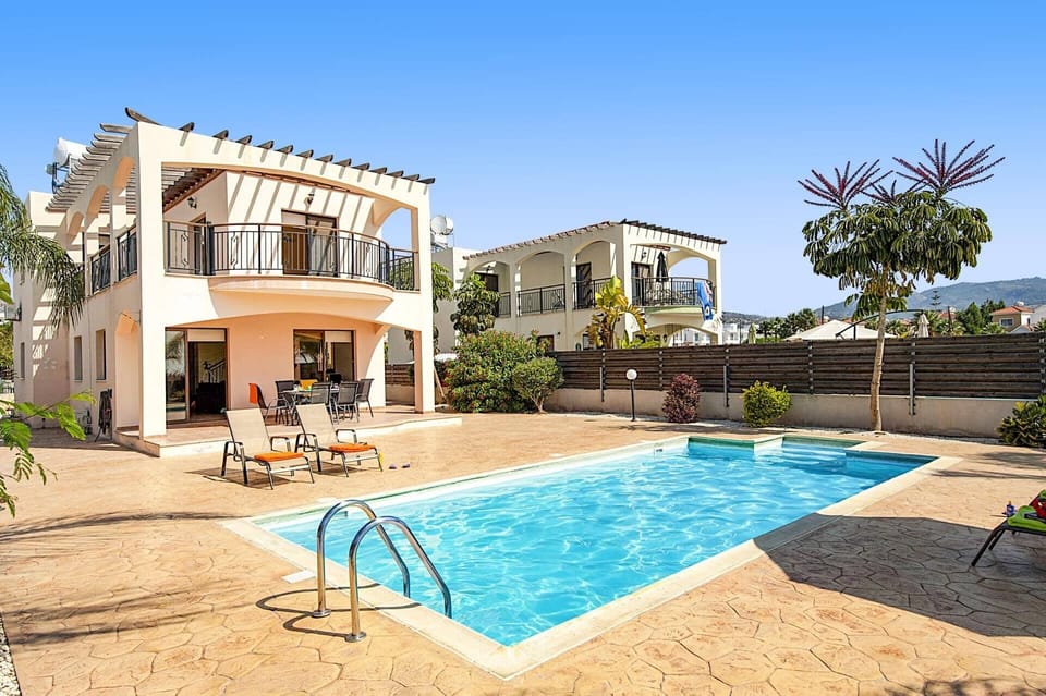 Villa Okeanida image