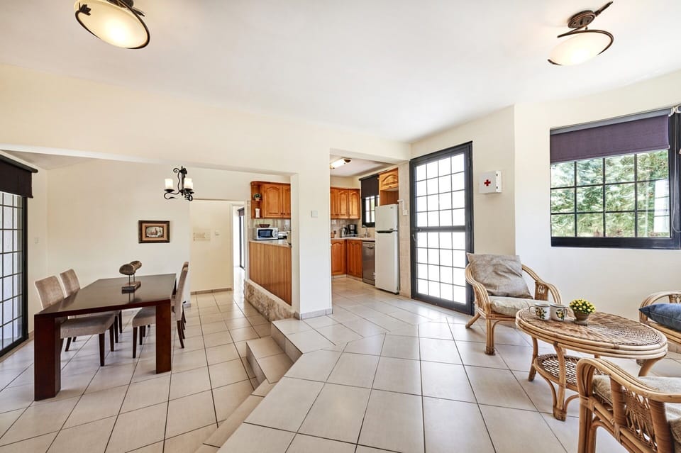 Villa Theo Sapphire image