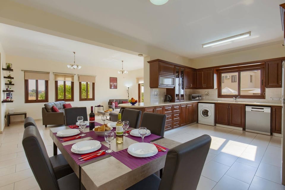 Villa Cypria Maria image