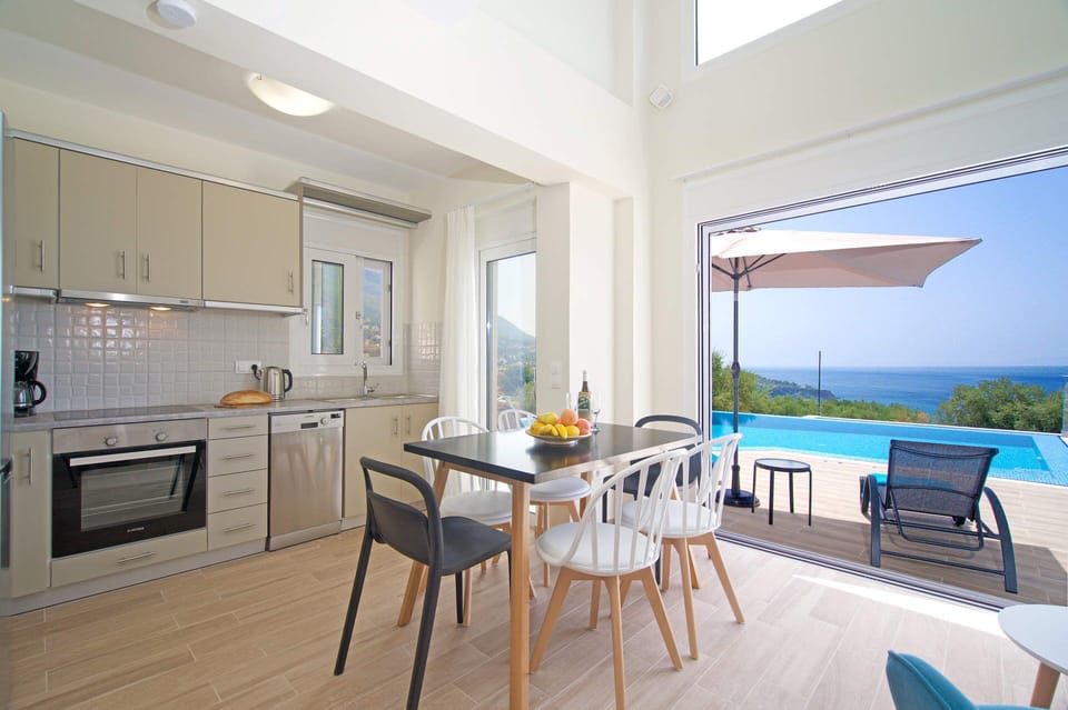 Villa Michou Thalassa image