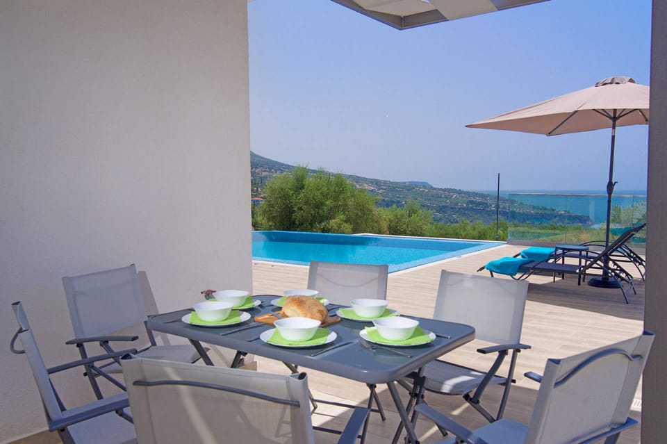 Villa Michou Thalassa image