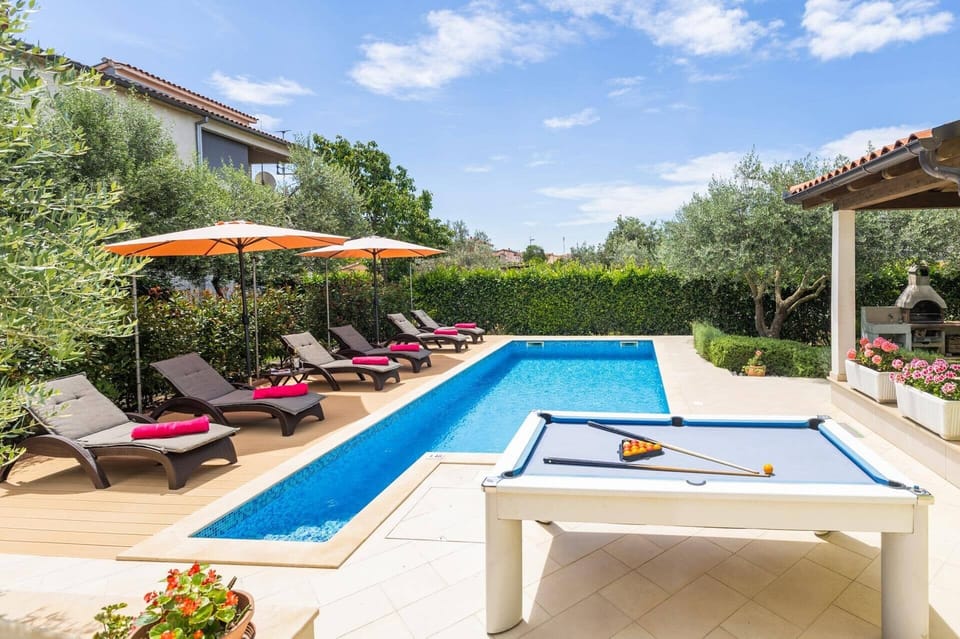 Villa Ladonja image