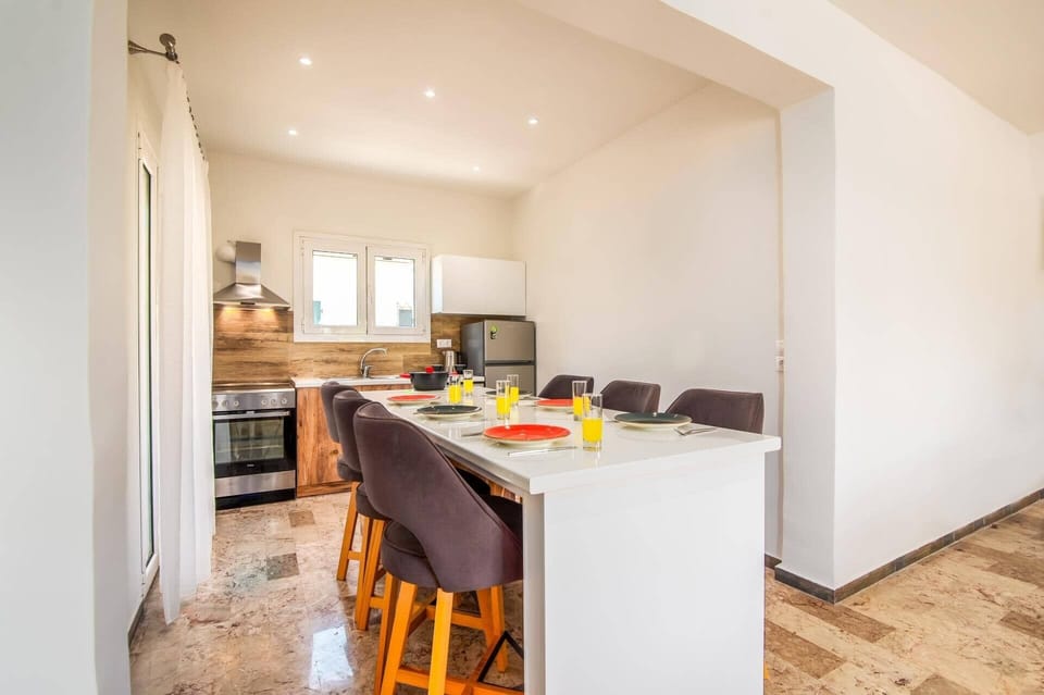 Villa Mandola image