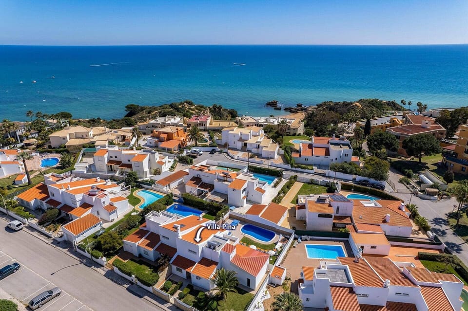 Villa Pina image