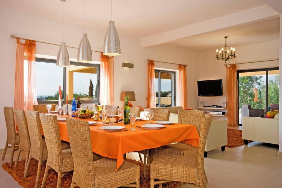 Villa Miranda image