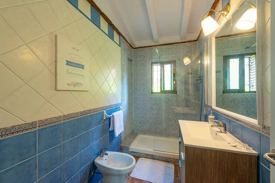 Villa Damian image