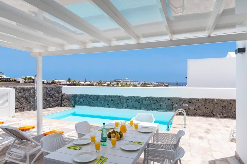 Villa Femes image