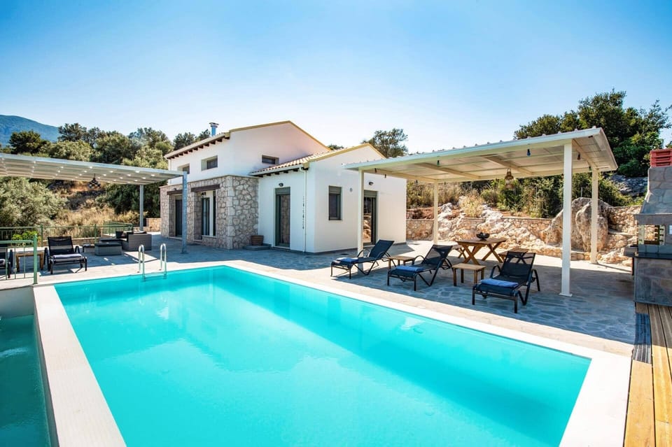 Villa Loulou image