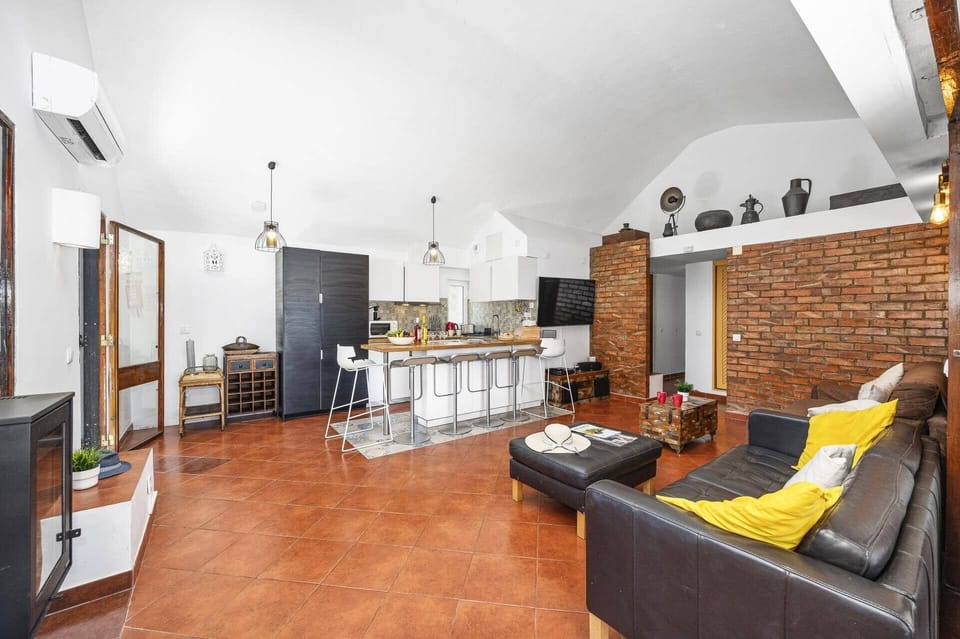 Villa Damasco image