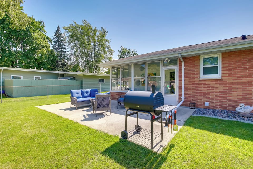 Furnished Patio