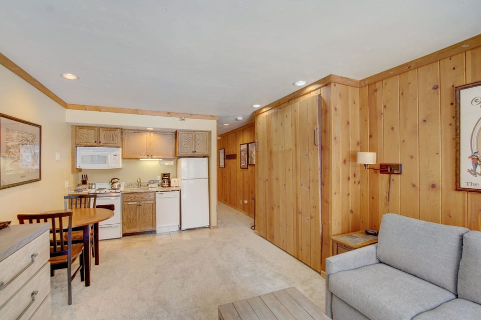 Kitchenette
