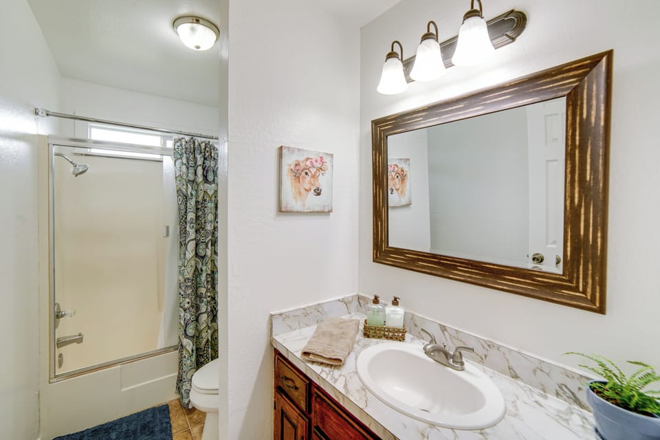 Full Bathroom
