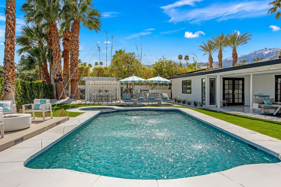 Large Pool with Water Feature