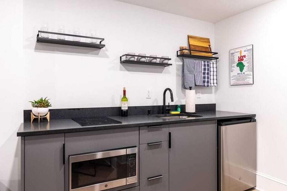 Modern design and convenient appliances