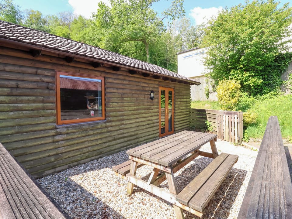 Cottage | Outdoor dining