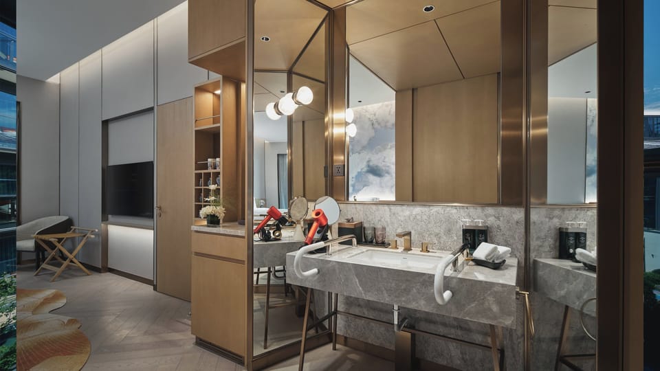 Standard Room, 2 Twin Beds, Accessible | Minibar, blackout drapes, free WiFi, bed sheets