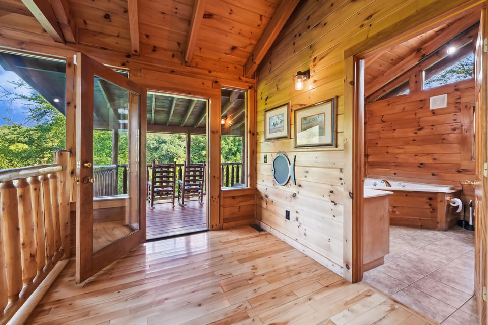 Cabin, 3 Bedrooms | Bathroom | Towels