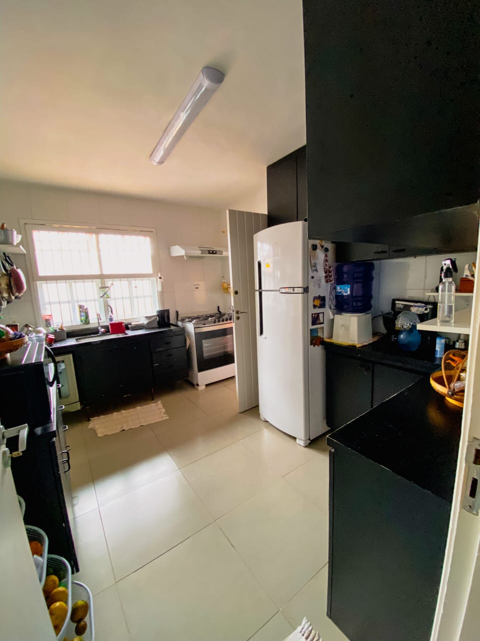 House | Private kitchen | Microwave, espresso maker, cookware/dishes/utensils