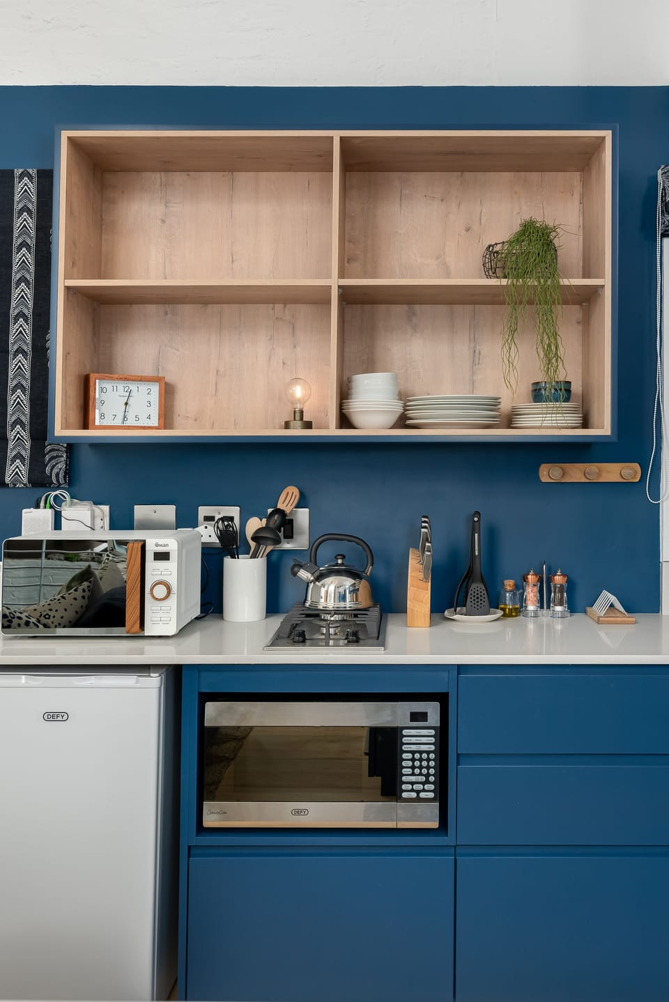Grand Apartment | Private kitchen | Fridge, microwave, oven, stovetop