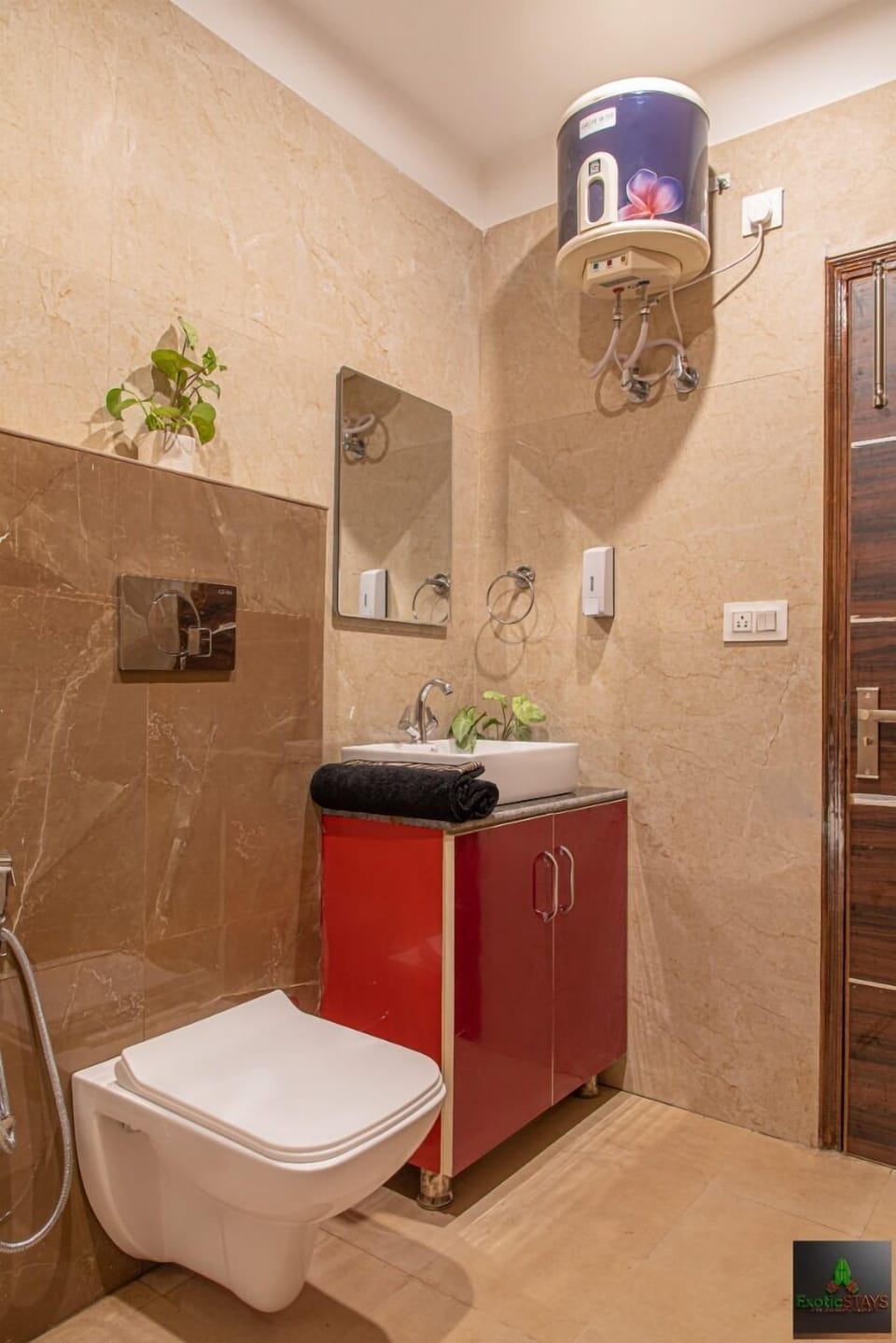 Deluxe Room | Bathroom